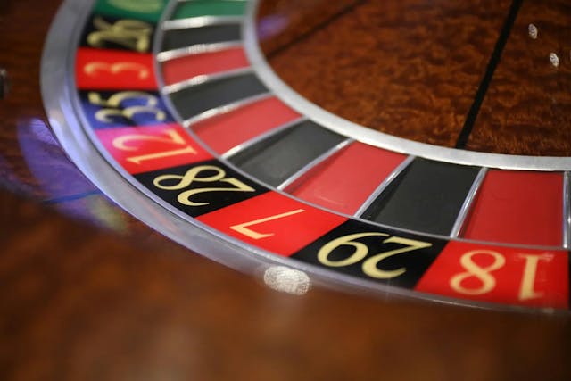 Golpear a la ruleta del casino… ¿delito de estafa informática?